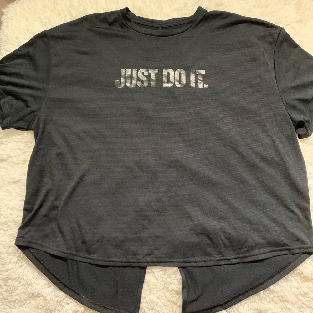 Brand new Nike work out shirt